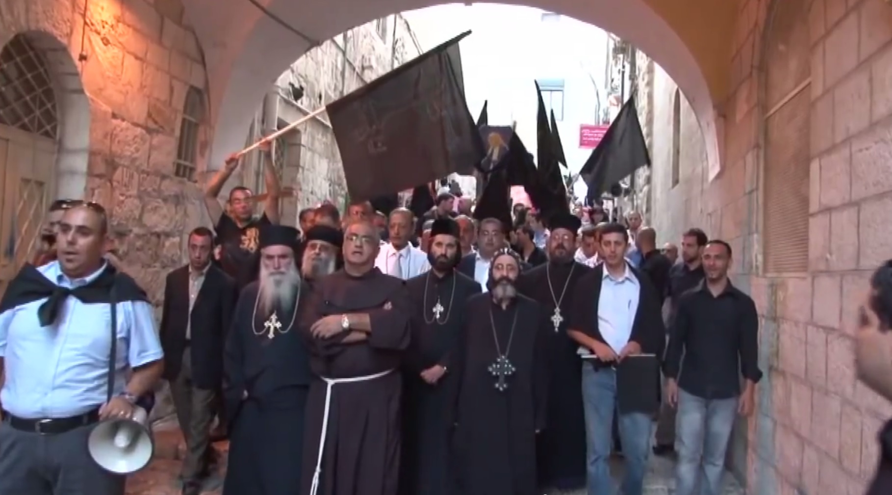 תהלוכת תמיכה של קופטים בירושלים בקהילתם במצרים (צילום מסך: יוטיוב)