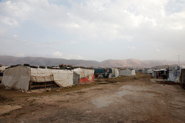 מחנה פליטים לא רשמי בצפון-מזרח לבנון (תמונה: Eoghan Rice / Trócaire)