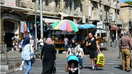 Palestinians in East Jerusalem as “indigenous residents”