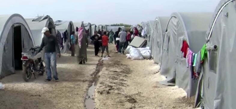 פליטי סוריה בין הפטיש לסדן