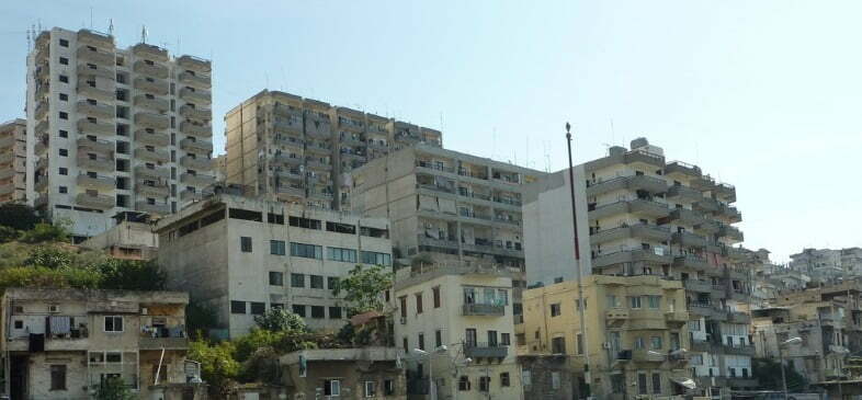 מבוגר אחראי במחנות הפליטים&#058; הצבא הלבנוני מותח שרירים
