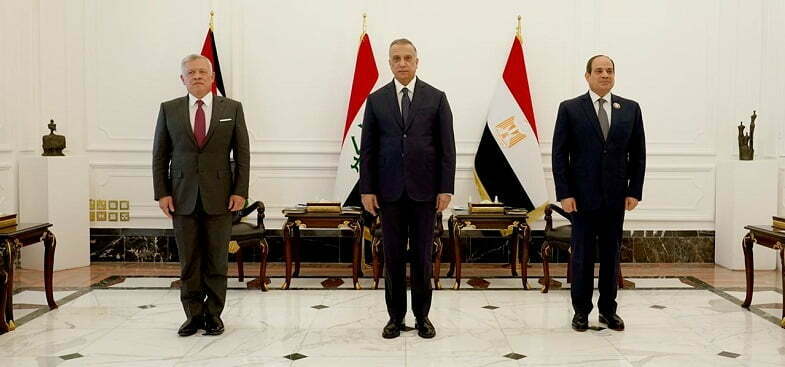 מוסטפא אל-כאזמי, ראש ממשלת עיראק, מארח את א-סיסי והמלך עבדאללה ביוני 2021 (צילום: רויטרס)