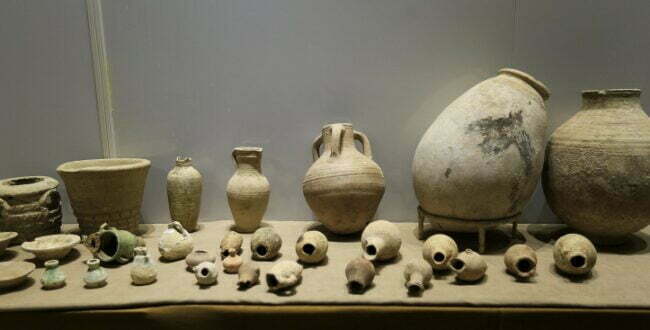 מוצגים במוזיאון הלאומי של עיראק, בגדד (צילום: רויטרס)