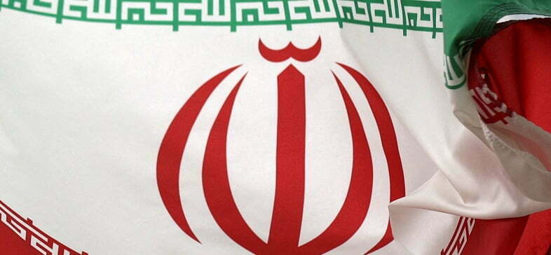 דגל איראן מתנופף (צילום: רויטרס)