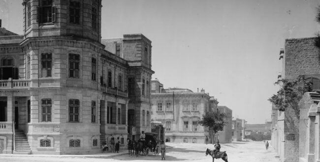 צילום: : G. Eric and Edith Matson Photograph Collection Physical description, מתוך ויקימדיה