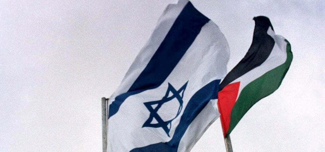 דגלי ישראל ופלסטין. צילום: רויטרס