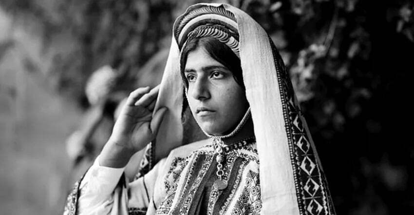 לבוש פלסטיני מסורתי לנשים ברמאללה.