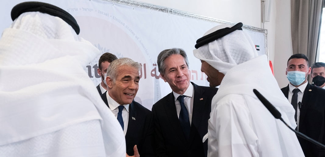 שרי החוץ של ישראל, ארה"ב, בחרין ואיחוד האמירויות בפסגת הנגב בשדה בוקר, 2022. צילום: רויטרס
