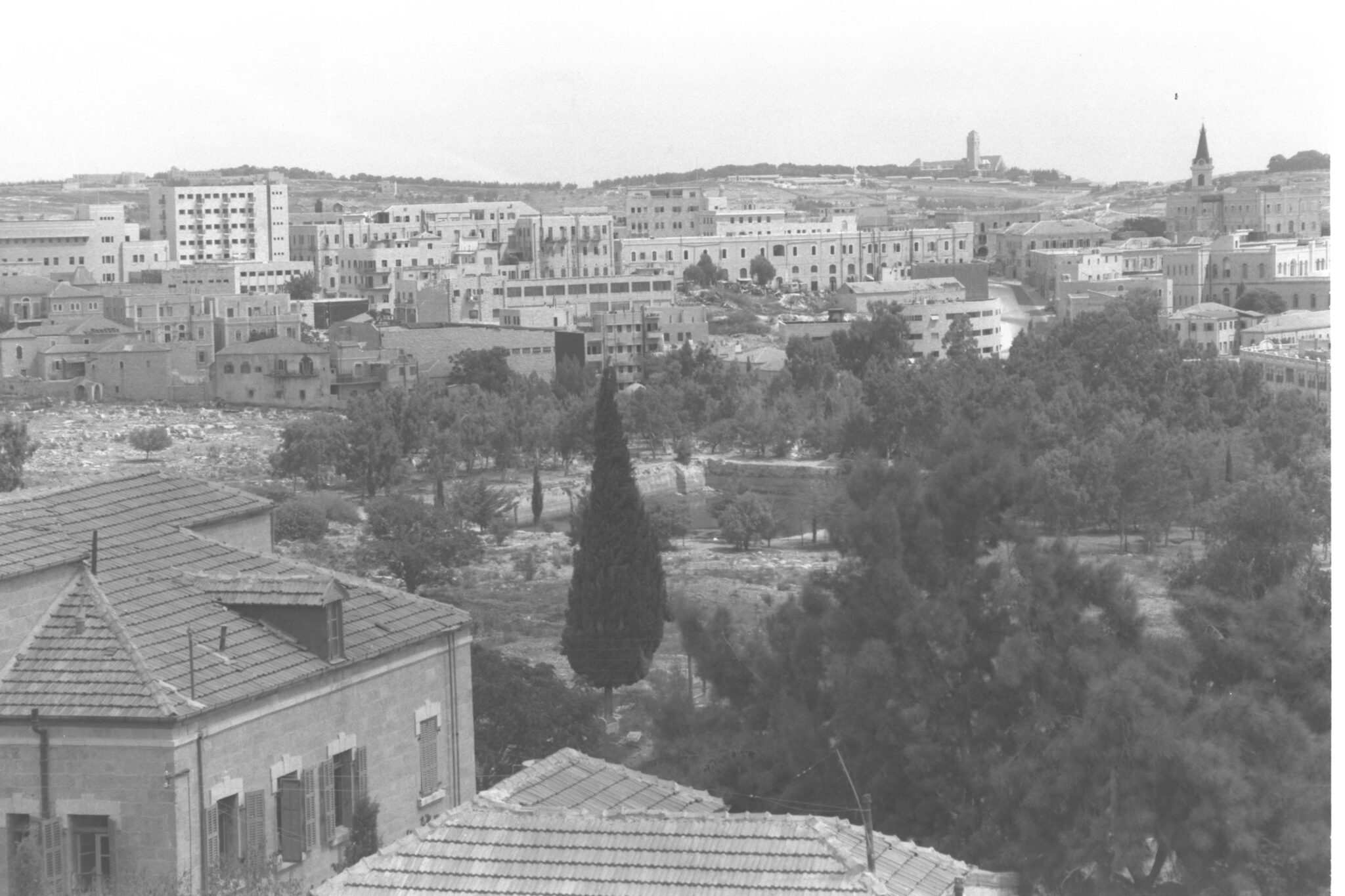 קרקע, קברים וזיכרון: המאבק על ממילא בירושלים | הפורום לחשיבה אזורית